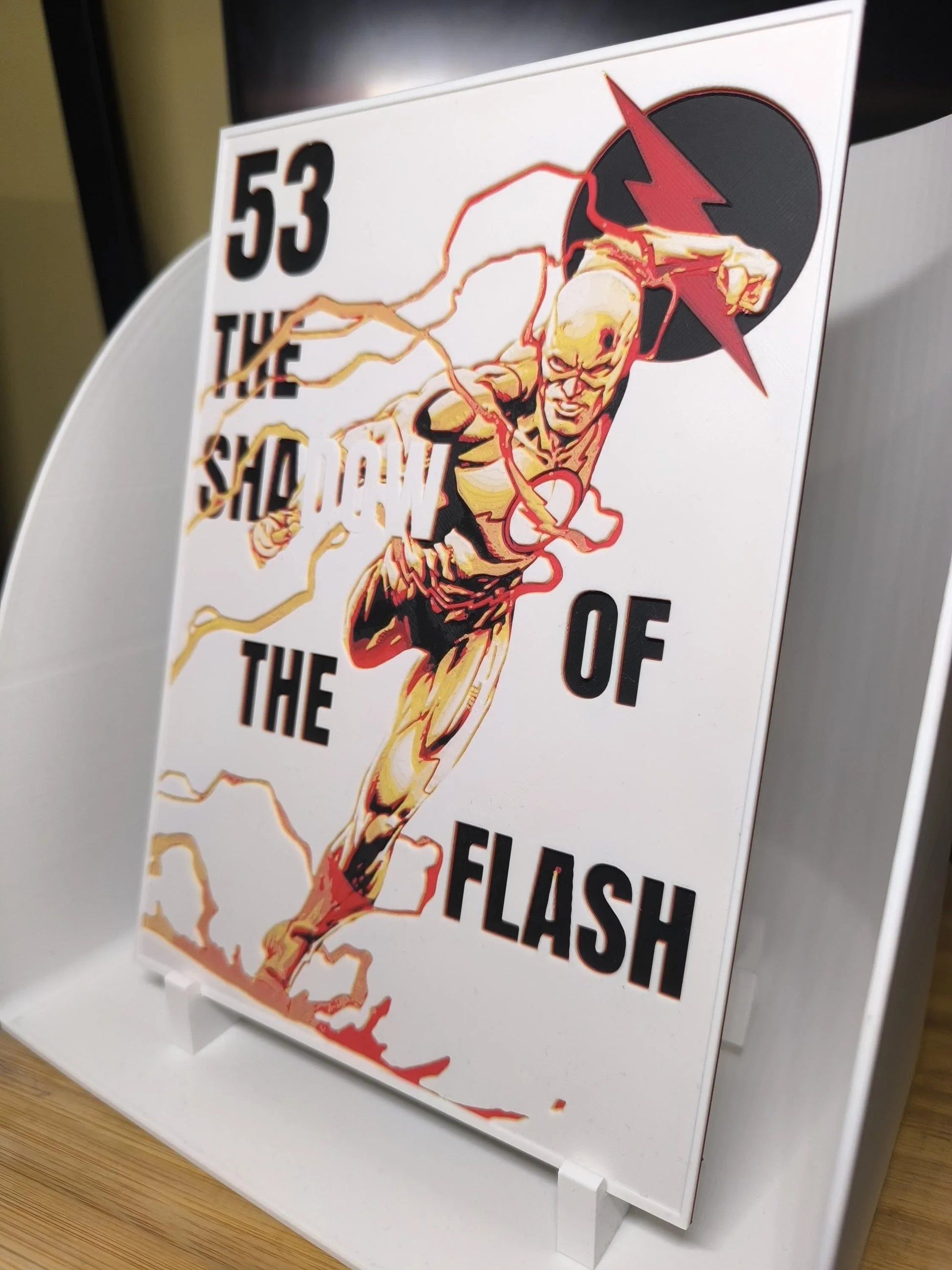 Illustration vintage de The Flash numéro 53 The Shadow of The Flash en action sur un support blanc