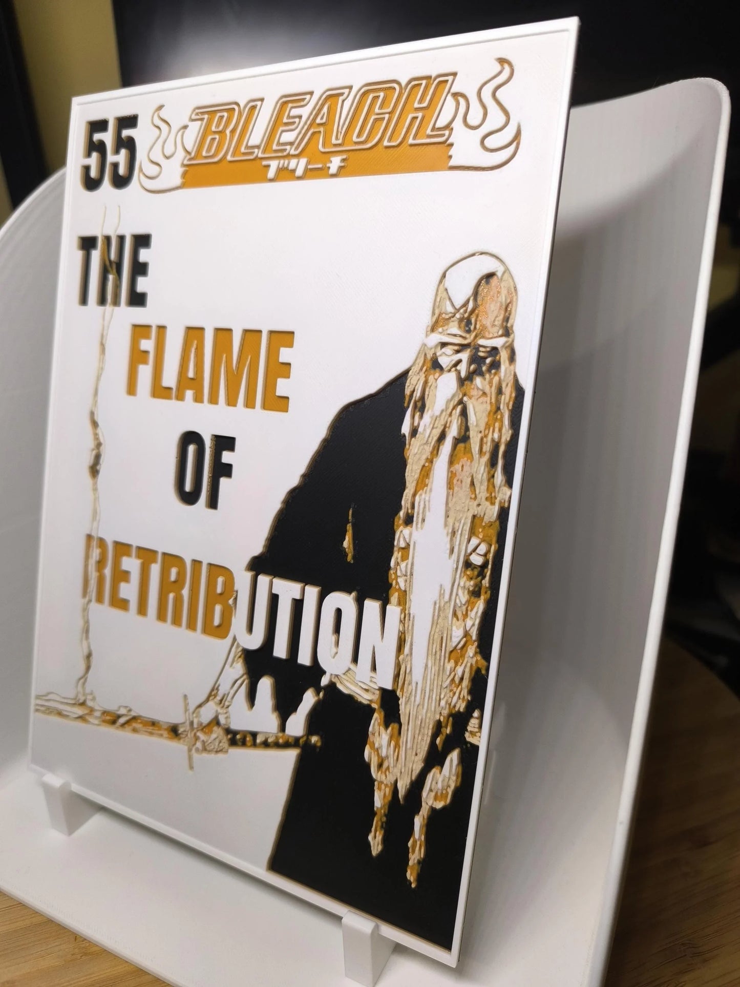 Couverture manga Bleach tome 55 The Flame of Retribution avec personnage silhouette noire masqué