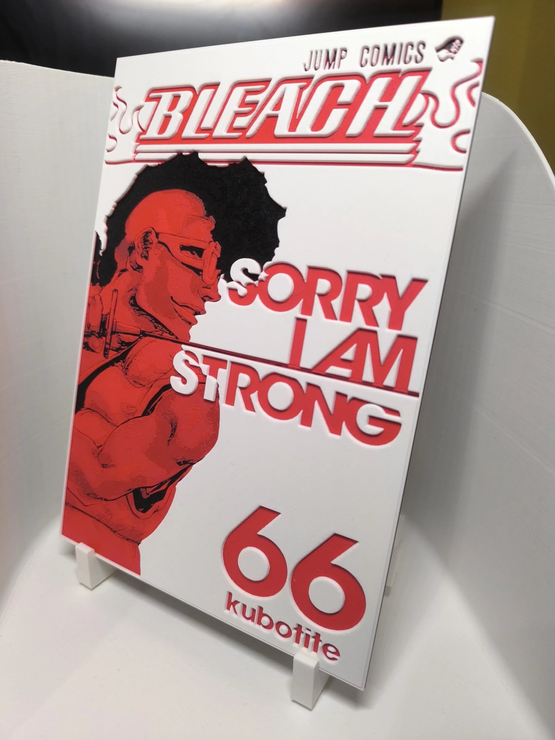 Couverture manga Bleach tome 66 avec personnage en rouge et texte Sorry I Am Strong