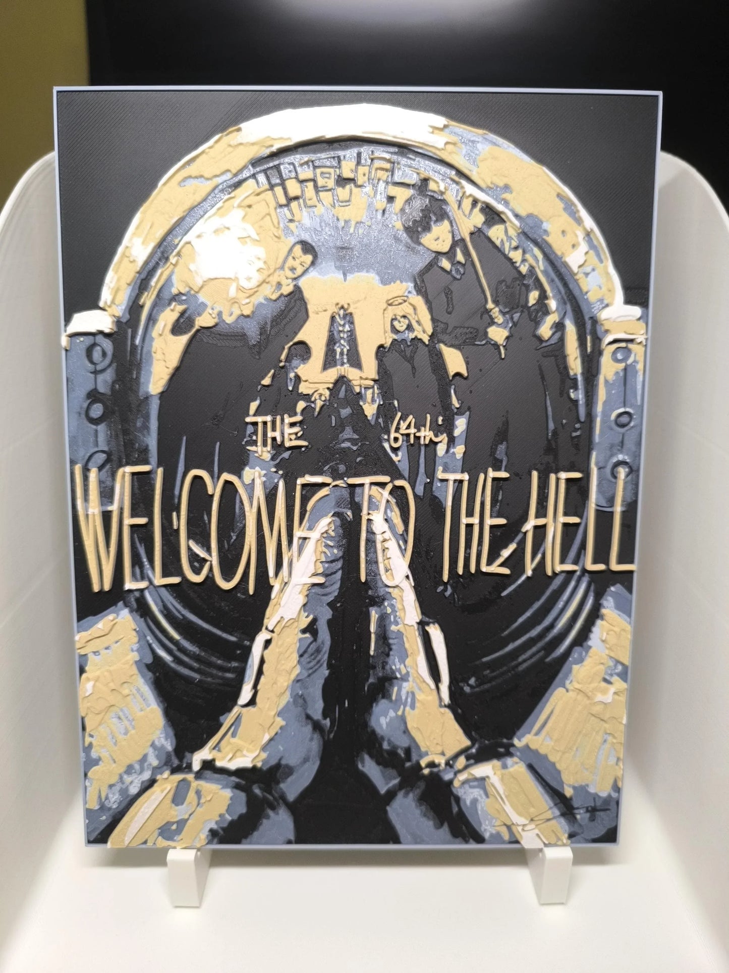 Poster stylisé du film "Welcome to the Hell" avec des personnages en noir et jaune