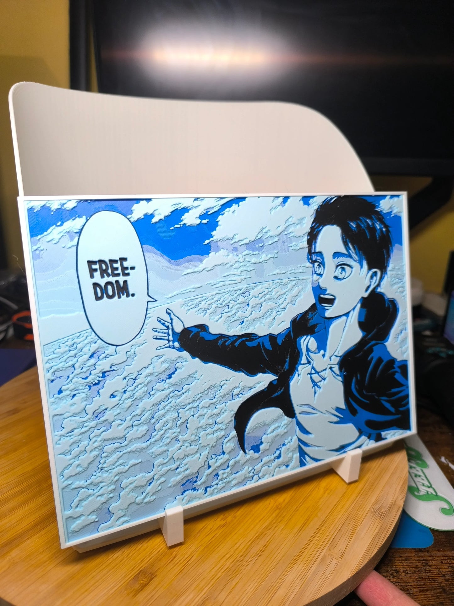 Plaque décorative manga montrant un personnage enthousiaste avec le mot liberté en bulle