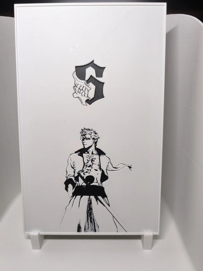Tableau blanc avec dessin noir blanc d'un personnage d'anime et un symbole mystérieux au-dessus