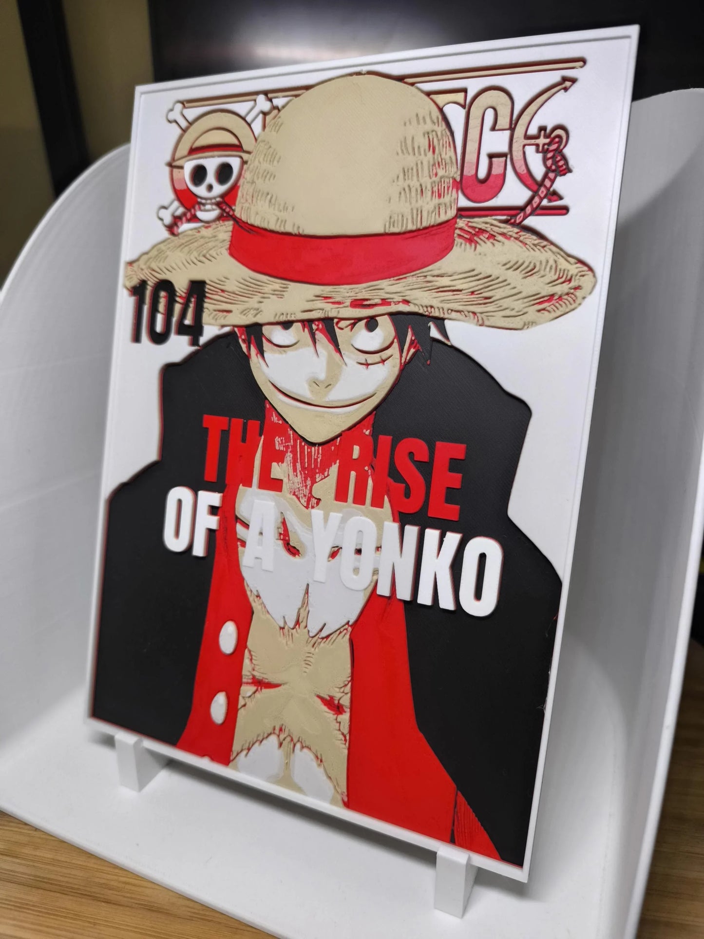 Affiche One Piece manga n°104 Levée d'un Yonko avec Luffy au chapeau de paille sur socle